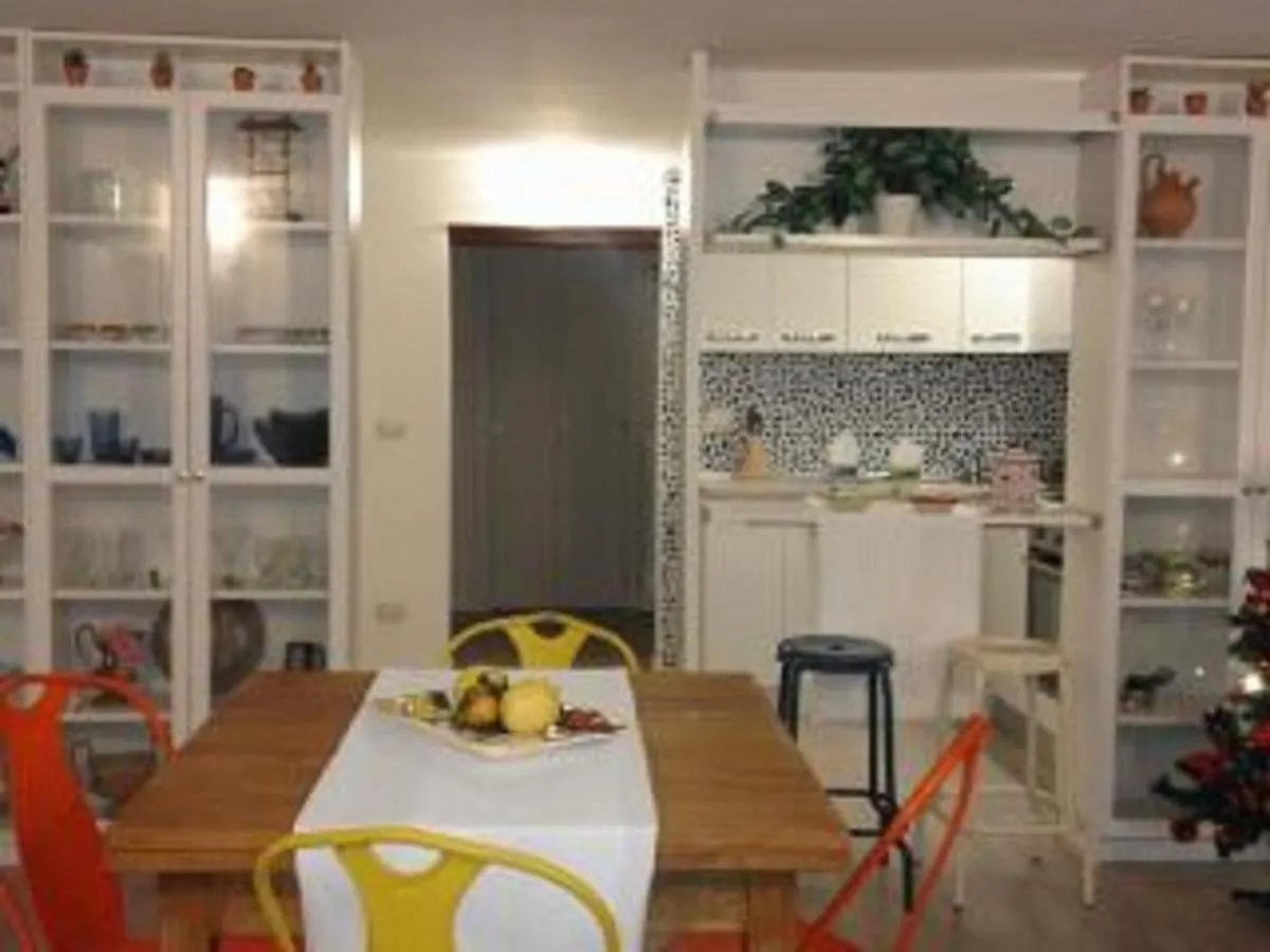 Appartamento Nini Short Lets Neapel Italien